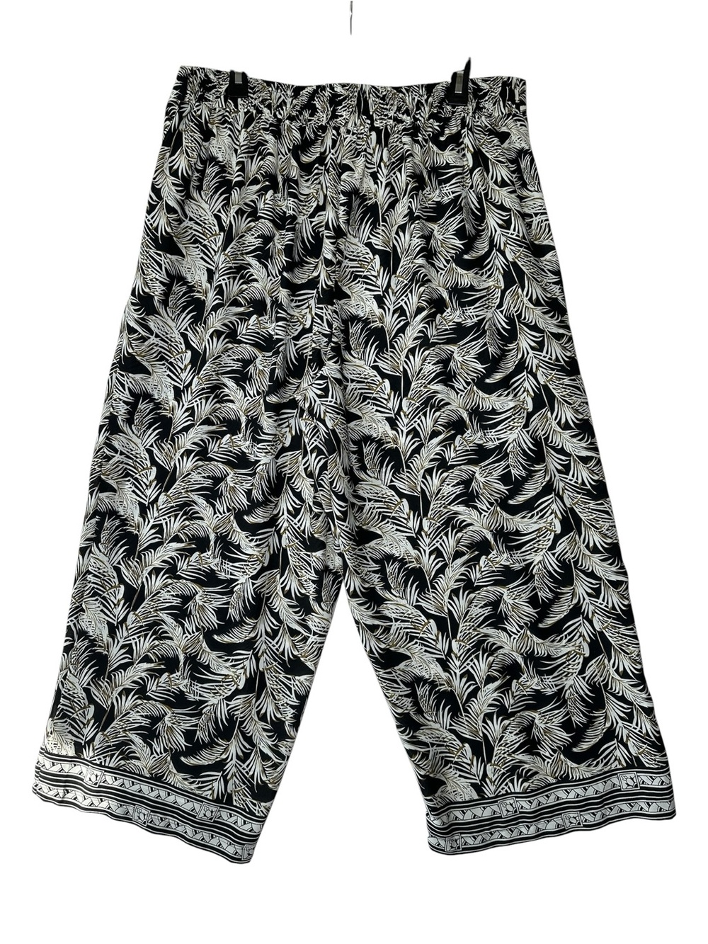 Max Studio Black & White Botanical Wide-Leg Cropped Pull On Pants Size 1X - Picture 4 of 4